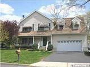 219 Chatham Ave, Oakhurst, NJ