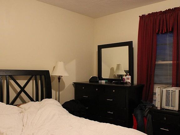 4th image of 1 King St Unit 201