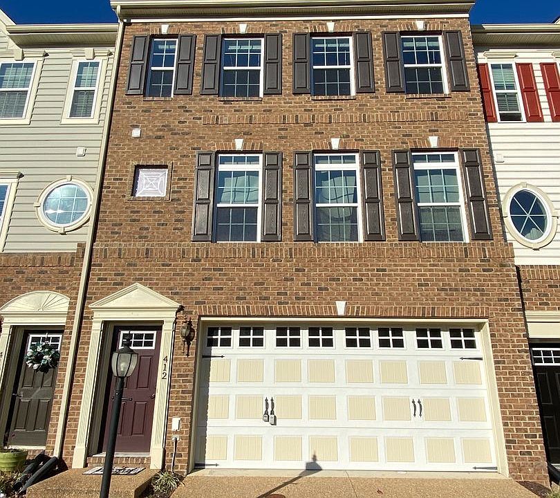 1st image of 412 Siena Ln