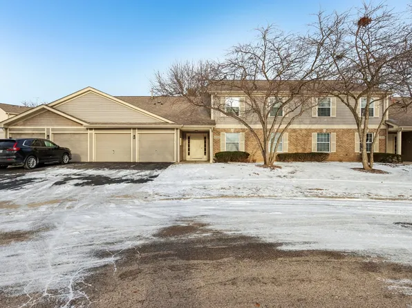 1106 Stratford Ct APT D, Elgin, IL 60120