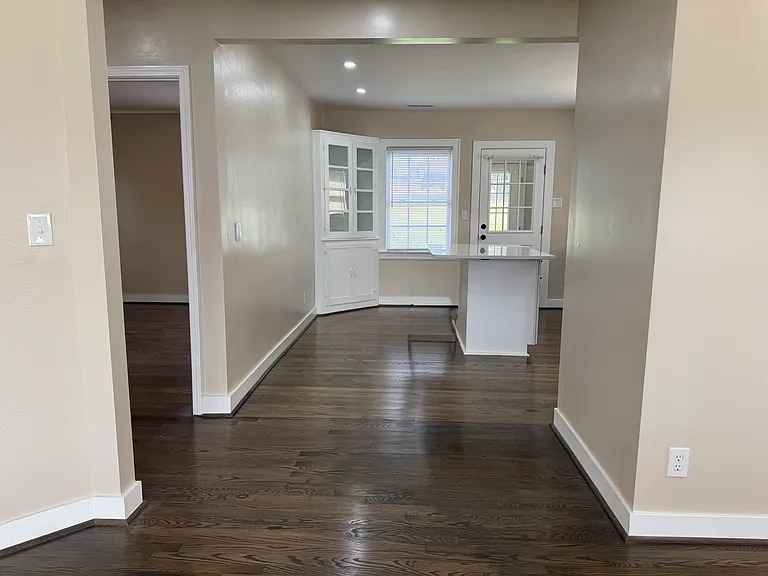825 Maryland Ave — Photo 22