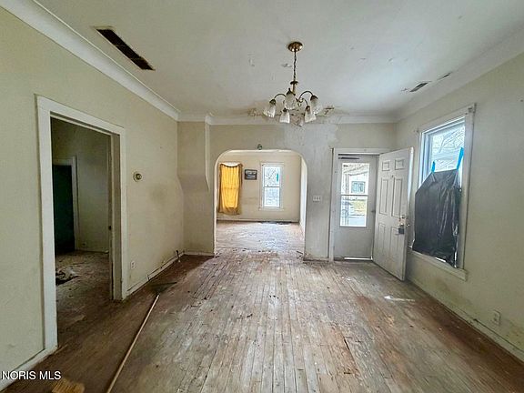 4th image of 238 Palmer St