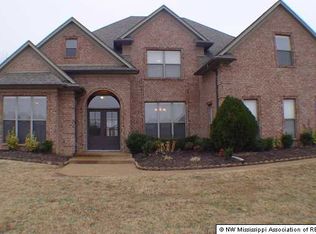 2286 Shenna Cv, Southaven, MS 38671
