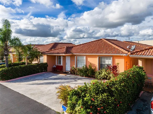 2219 W 74th Pl #27C, Hialeah, FL 33016