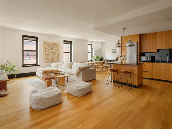 14 Prince Street image 1 of 16