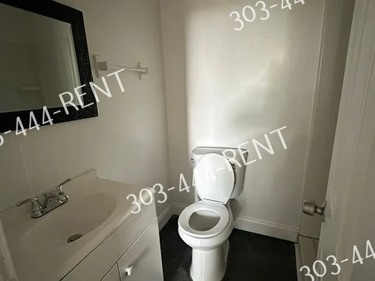 1401 Ingalls St — Photo 6