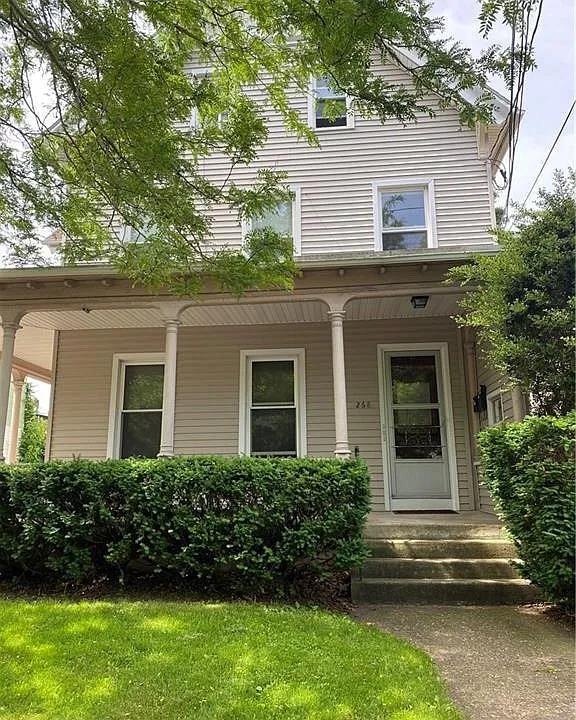 268 Humphrey St #3