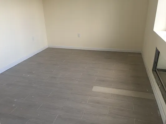 Rented by 18 REALTY | media 87