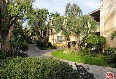 2nd image of 18307 Burbank Blvd Unit 123