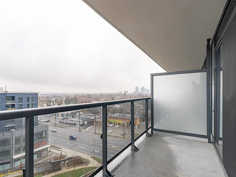 30 Samuel Wood Way #910 — Photo 18