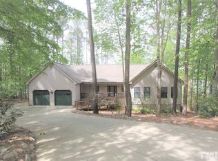 1362 Maryland Ct, Sanford, NC 27332