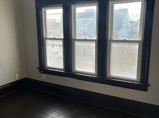 2009 Superior St, Racine, WI 53402