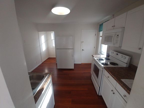 5th image of 1107 Edgerton St