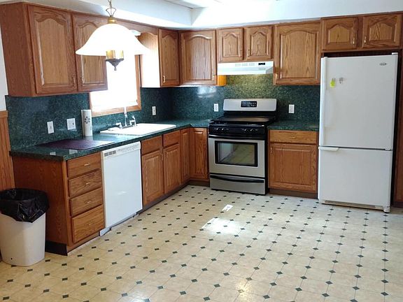 4th image of 527 Susquehanna Ave