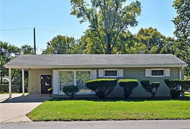 1st image of 9270 Bataan Dr