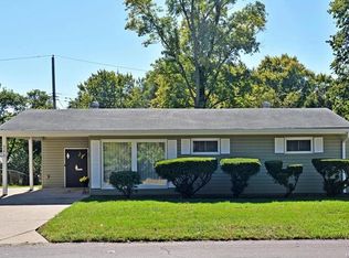 9270 Bataan Dr, Saint Louis, MO 63134