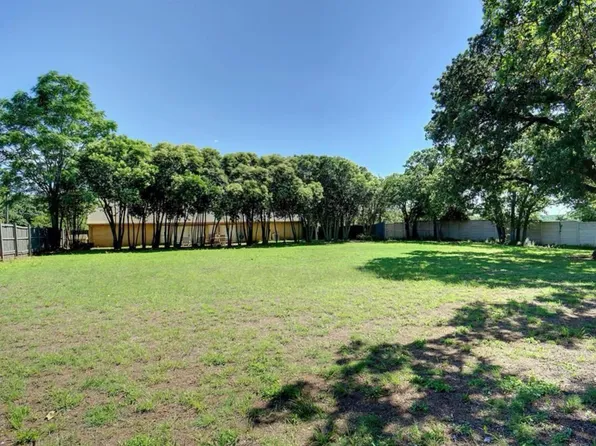 1052 W Dove Rd, Southlake, TX 76092