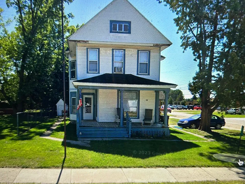217 W State St #3