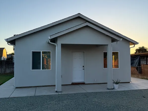 343 E Warren Ave, Lathrop, CA 95330