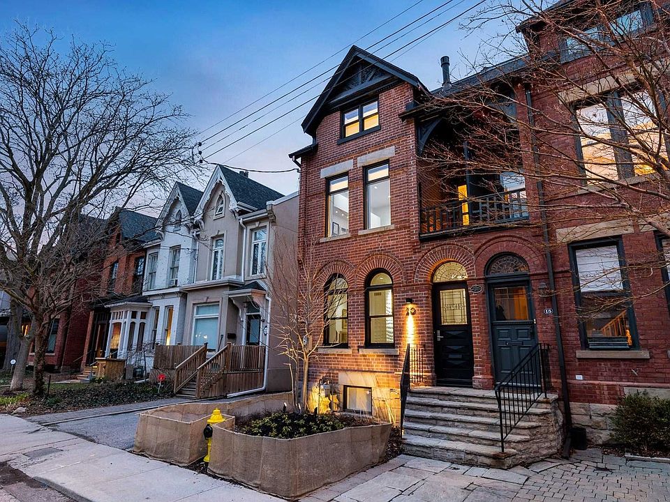2nd image of 20 Boswell Ave