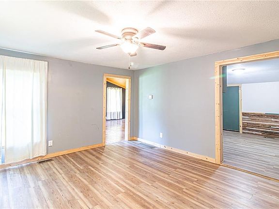 3rd image of 210 N Main St