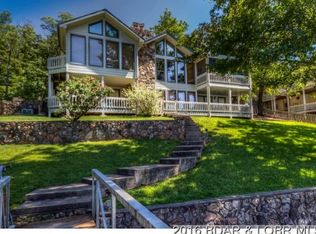 671 Camelot Dr, Camdenton, MO 65020
