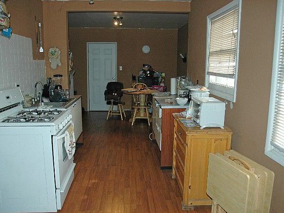 Spacious kitchen