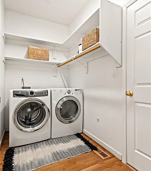 14318 Cove Ridge Pl — Photo 16