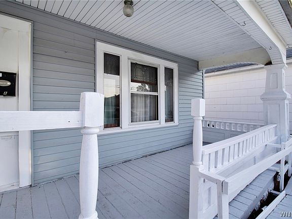 2nd image of 37 Nelson Pl