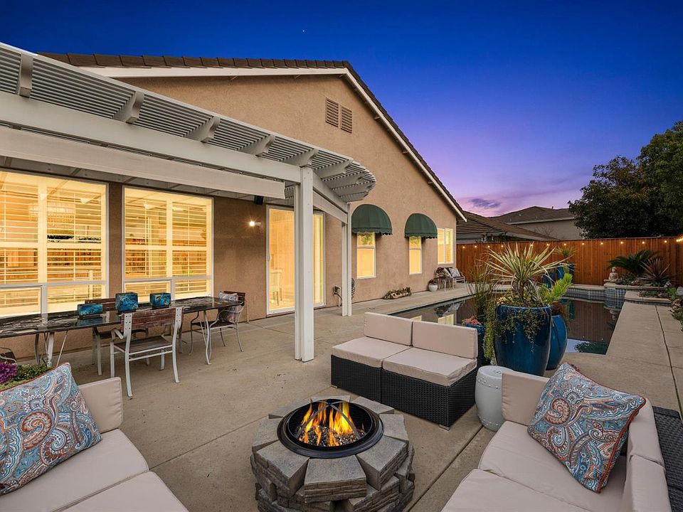1st image of 6033 Great Basin Dr