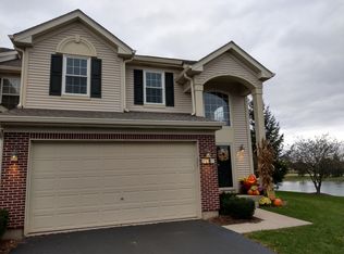 18 Bitter Spring Ct, Algonquin, IL 60102