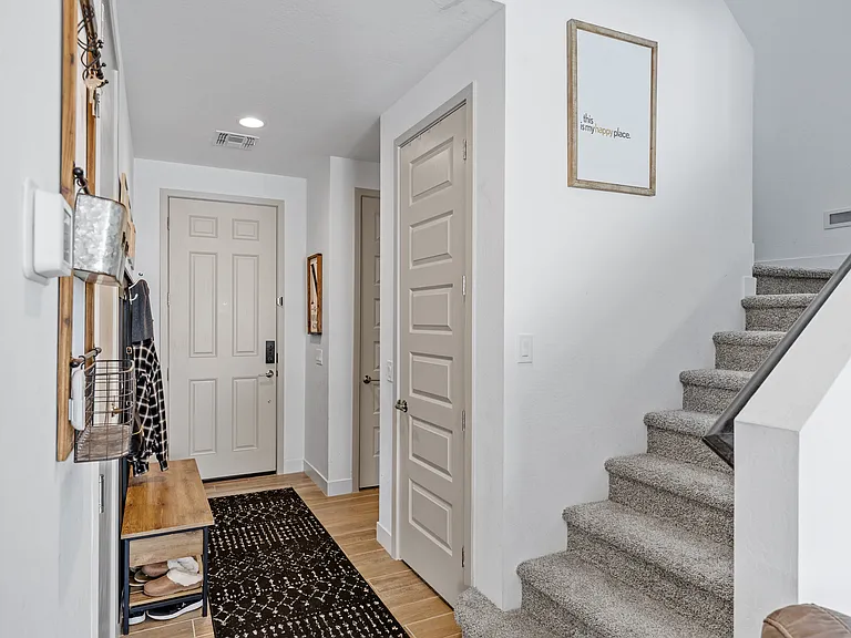 14233 W Cottontail Ln — Photo 4