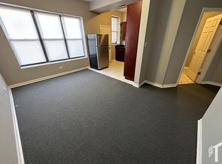 5253 S Prairie Ave, Chicago, IL 60615
