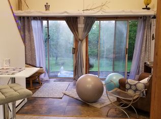 (Undisclosed Address), Tillson, NY 12486