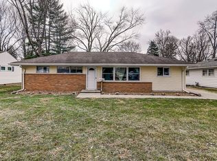38 Circle Dr, Springfield, IL 62703