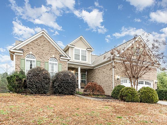 2nd image of 715 Cider Ct