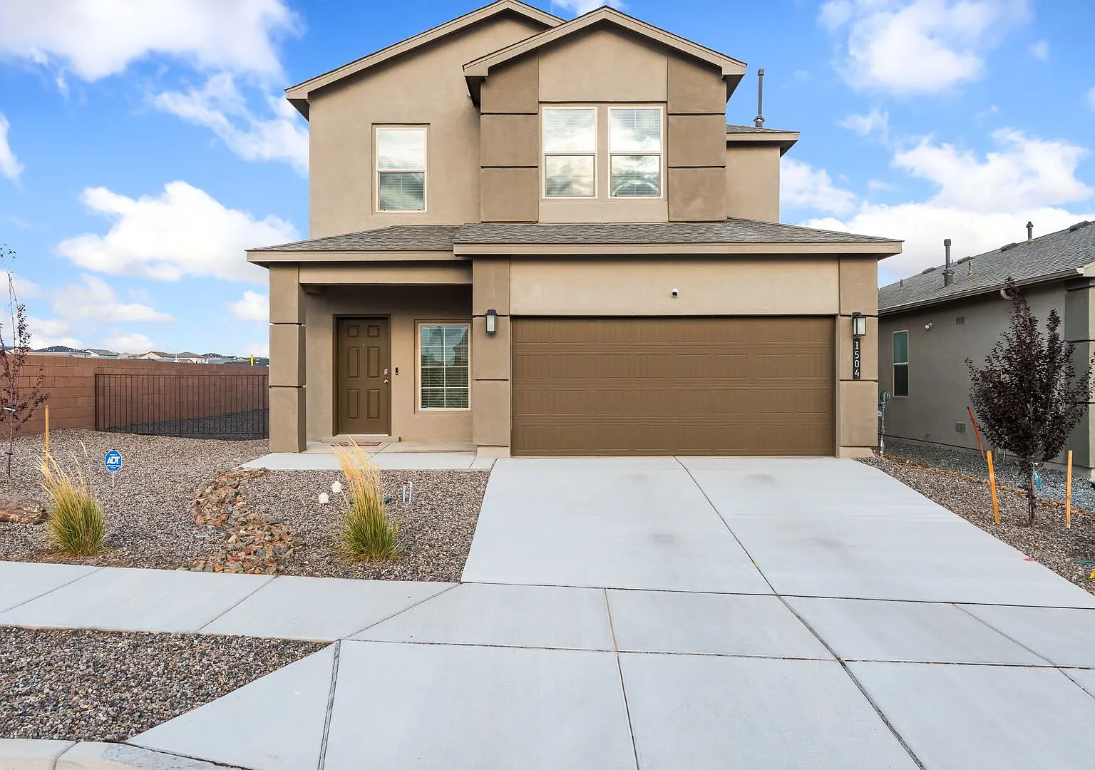 Coming Soon Available For November 2026 2025 Home Mountain Views Primary Suite Downstairs — Photo 2