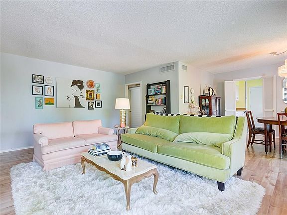 3rd image of 7711 Meadow Park Dr APT 231
