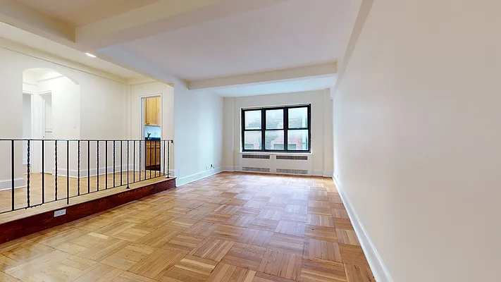 Rented by Bond New York | media 4