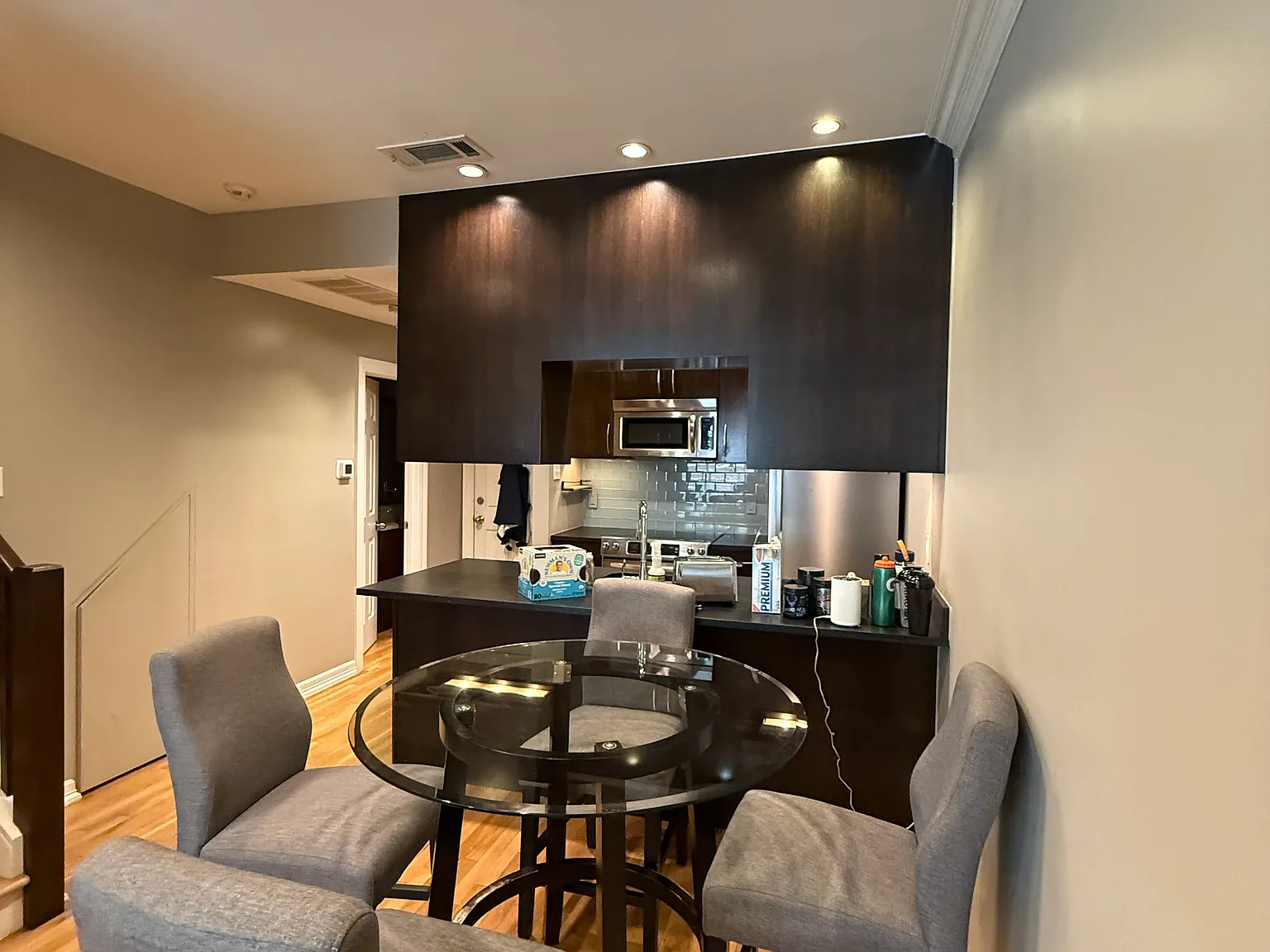 2 bed, 2.5 bath, 1356 sqft, $1,725 — Photo 4