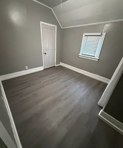 621 Fremont Ave NW — Photo 19