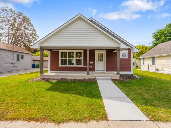 1164 Day St, Green Bay, WI 54302