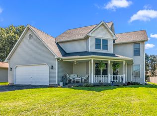534 Erma Dr, Somonauk, IL 60552