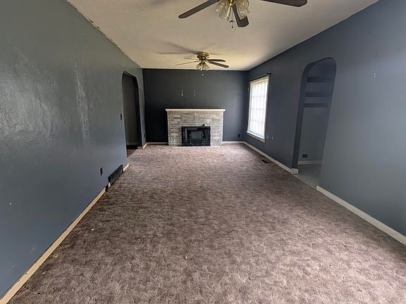 5th image of 2854 Blake Rd