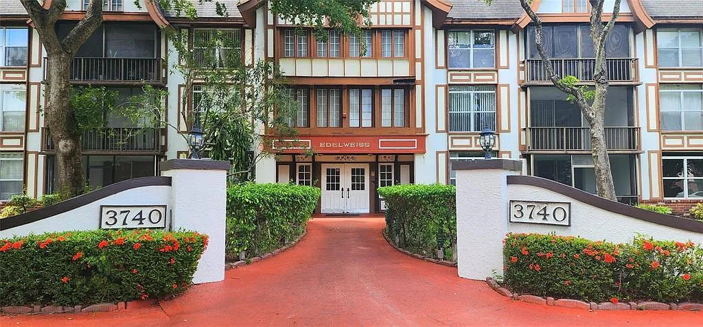 1 bed, 1.5 bath, 800 sqft, $1,800 — Photo 1