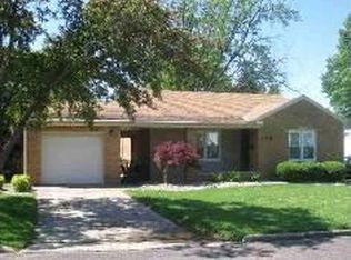 1208 W Northcrest Ave, Peoria, IL 61614