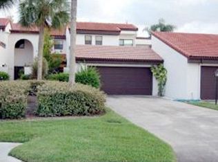 909 Osprey Dr, Melbourne, FL 32940