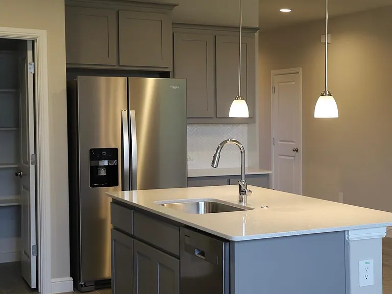 15529 Leaside Dr — Photo 8