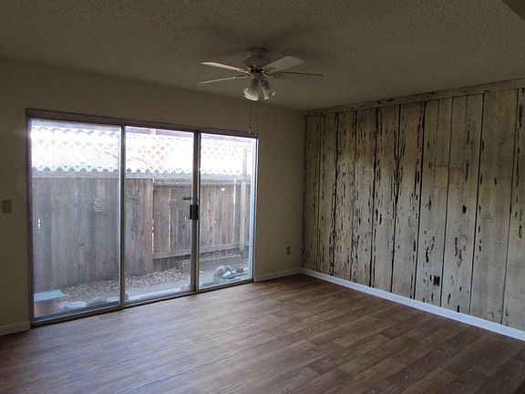 3rd image of 5714 Manzanita Ave