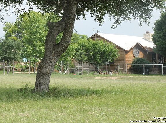 2nd image of 772 Polly Peak Dr